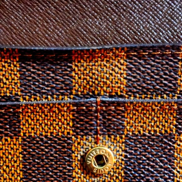 Louis Vuitton Damier Portefeuille Sarah Long Wallet DATE STAMPED CA0093 - Picture 2 of 15